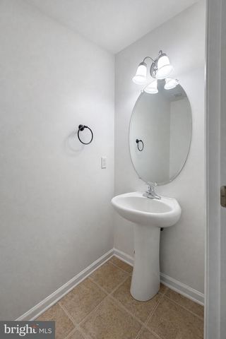 104 CHECKO CT, Martinsburg, WV 25401