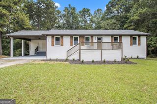 127 Lee Road, Senoia, GA 30276