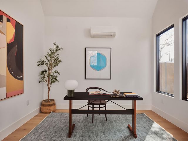 1300 Piedmont Ave, Austin, TX 78757