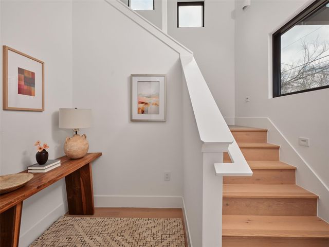 1300 Piedmont Ave, Austin, TX 78757