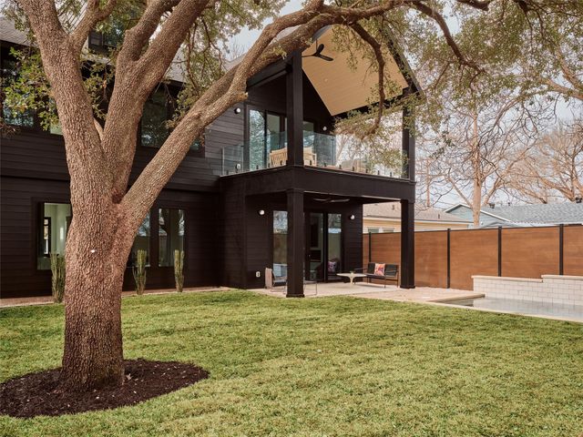 1300 Piedmont Ave, Austin, TX 78757