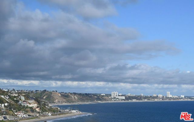18421 Coastline Drive, Malibu, CA 90265