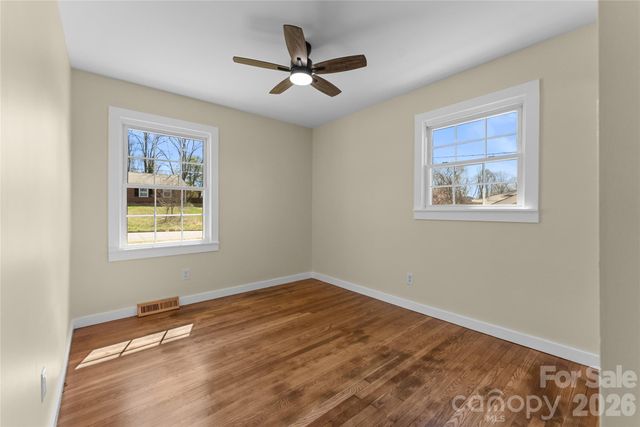 88 Skyview Terrace, Asheville, NC 28806