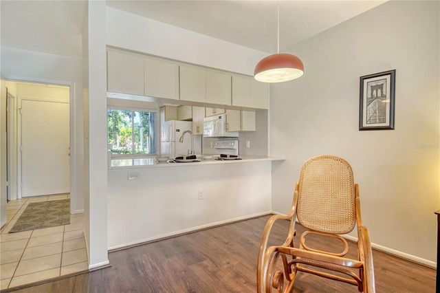 2124 TAMIAMI TRAIL N 103, Sarasota, FL 34234