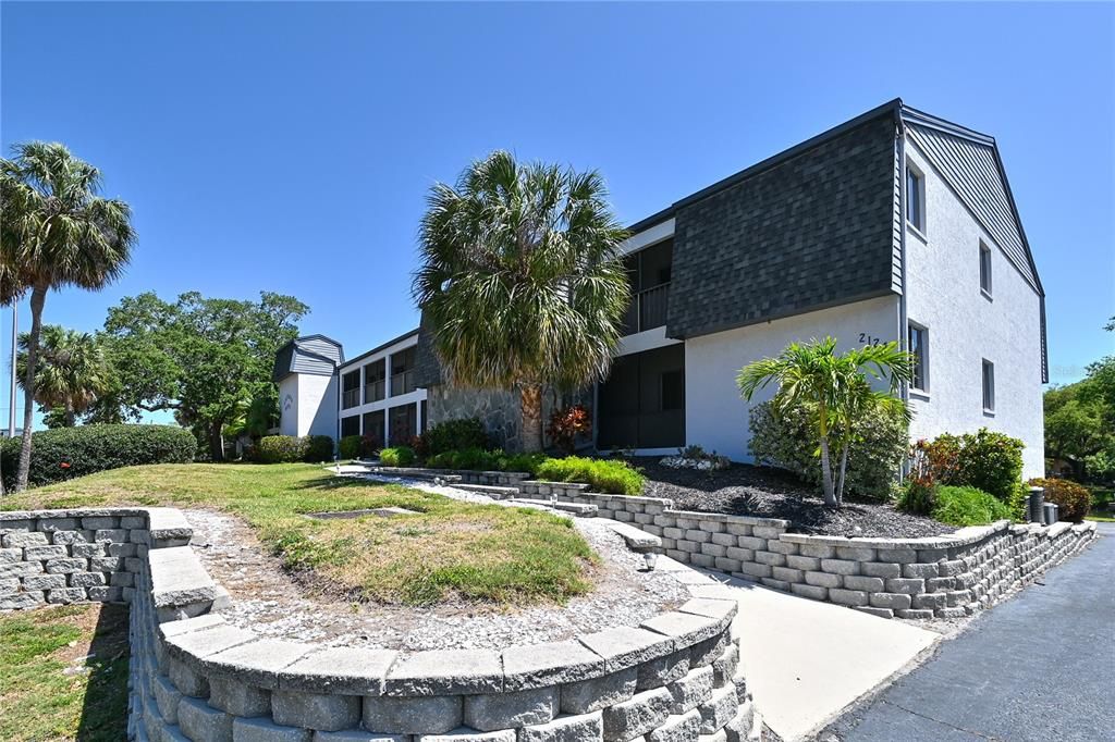 2124 TAMIAMI TRAIL N 103, Sarasota, FL 34234