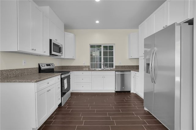 23393 Schoolcraft Street, West Hills, CA 91307