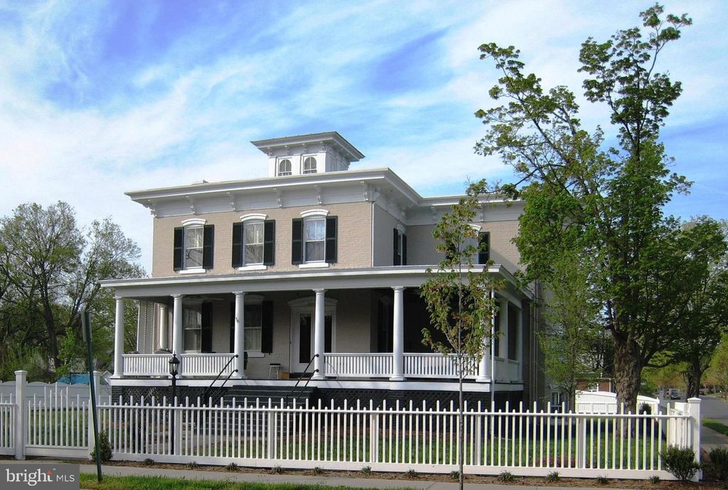 2010 FALL HILL AVENUE, Fredericksburg, VA 22401