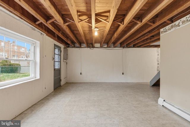 3549 CHALFONT DR, Philadelphia, PA 19154