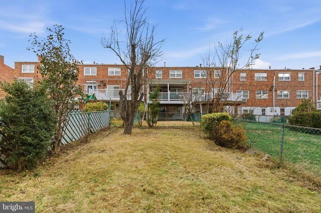 3549 CHALFONT DR, Philadelphia, PA 19154