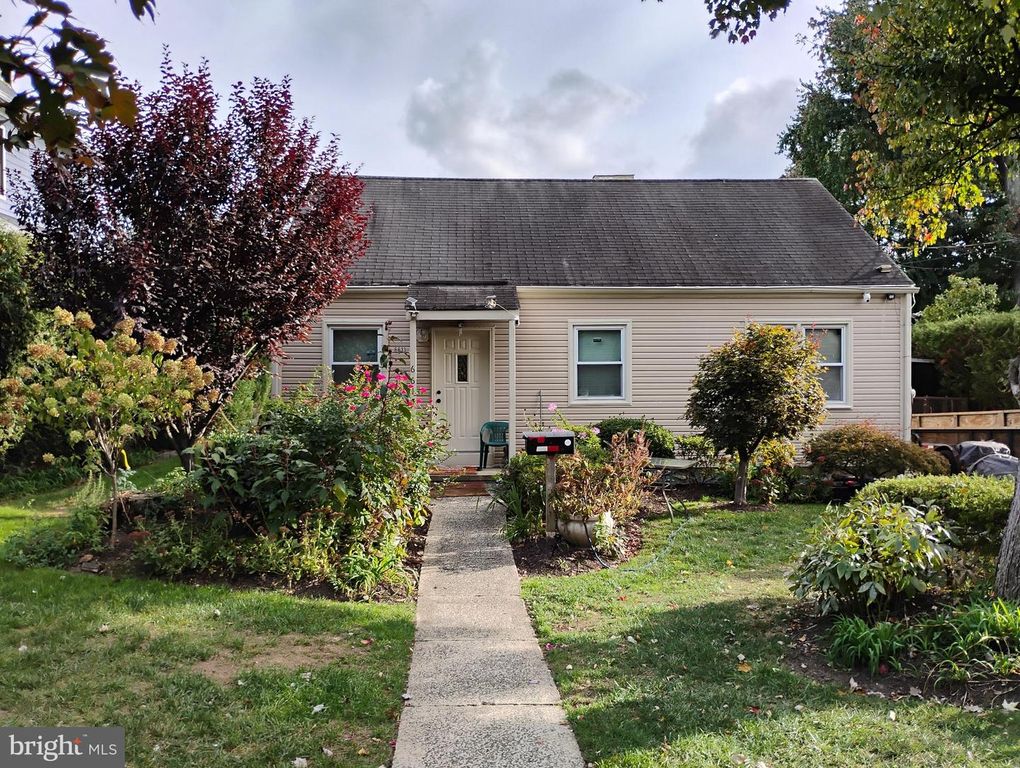 6613 FISHER AVE, Falls Church, VA 22046