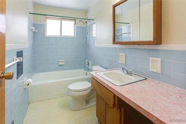 3810 Lynn Drive, Hamburg, NY 14127