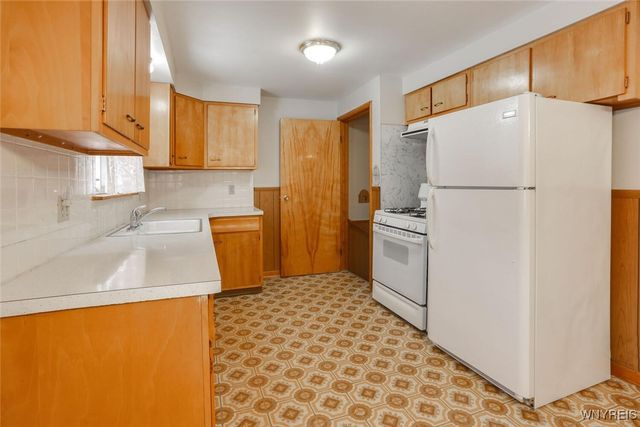 3810 Lynn Drive, Hamburg, NY 14127