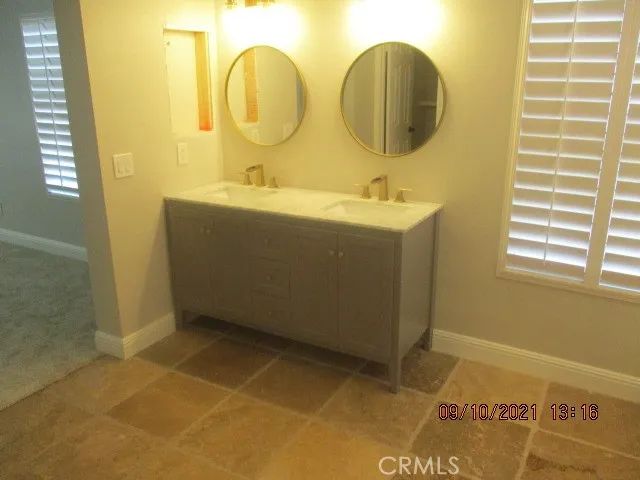 32059 Meadow Wood Lane, Lake Elsinore, CA 92532