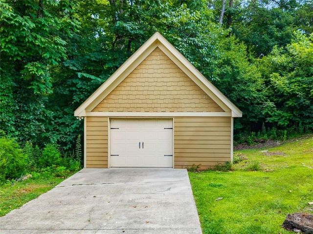 173 Dawson Manor Drive, Dawsonville, GA 30534