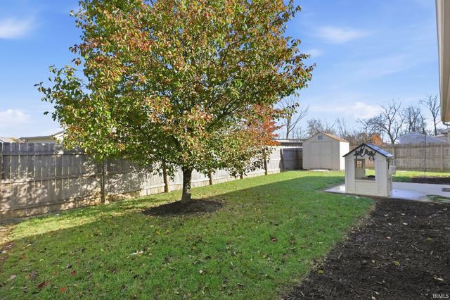 1007 W 2nd Avenue, Garrett, IN 46738