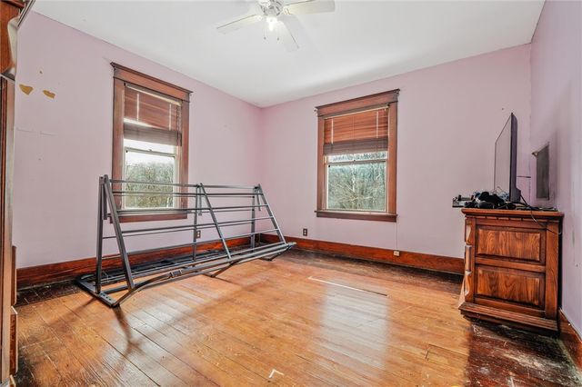 560 Lake Lynn Rd, Springhill Twp, PA 15451