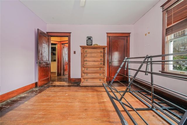 560 Lake Lynn Rd, Springhill Twp, PA 15451