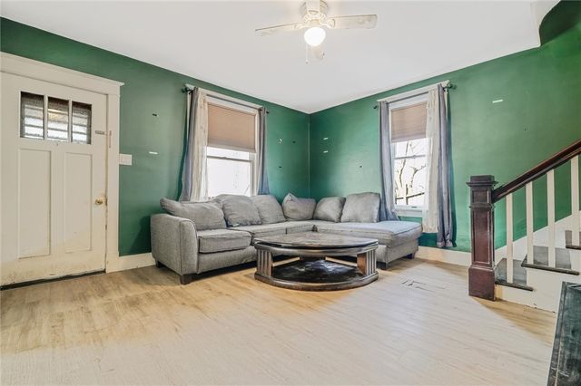 560 Lake Lynn Rd, Springhill Twp, PA 15451