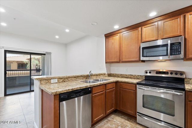 21320 N 56TH Street 2114, Phoenix, AZ 85054