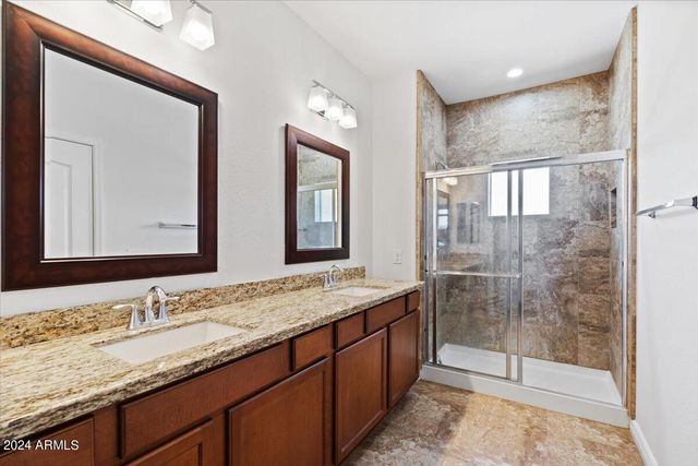 21320 N 56TH Street 2114, Phoenix, AZ 85054