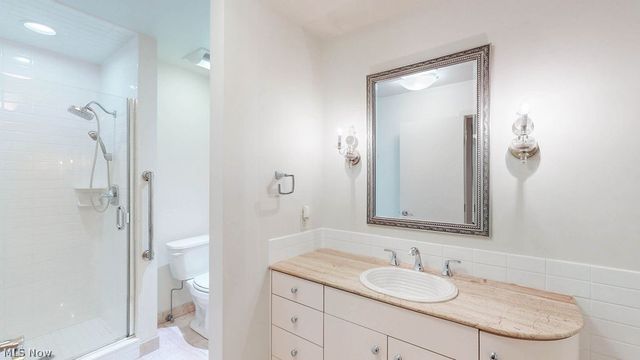 25878 Fairmount Boulevard, Beachwood, OH 44122