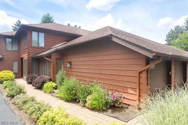 25878 Fairmount Boulevard, Beachwood, OH 44122