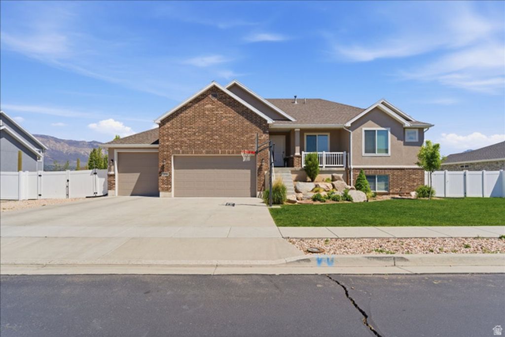 2374 N 2825 W, Plain City, UT 84404