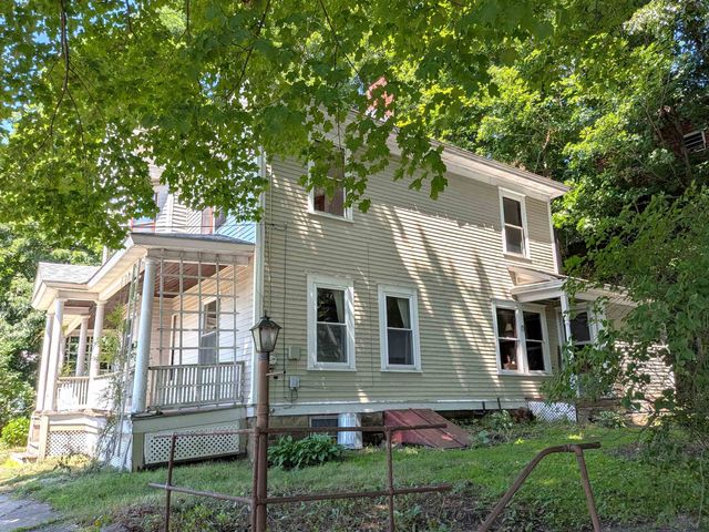207 Elliot Street, Brattleboro, VT 05301
