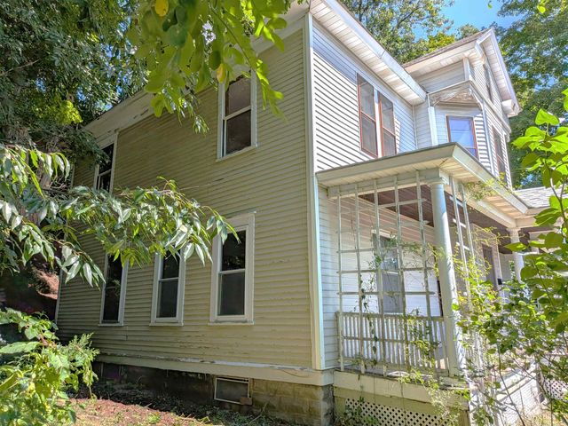 207 Elliot Street, Brattleboro, VT 05301