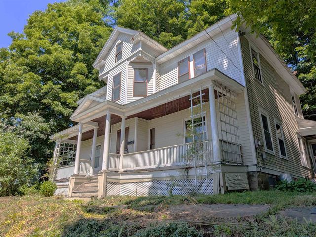 207 Elliot Street, Brattleboro, VT 05301