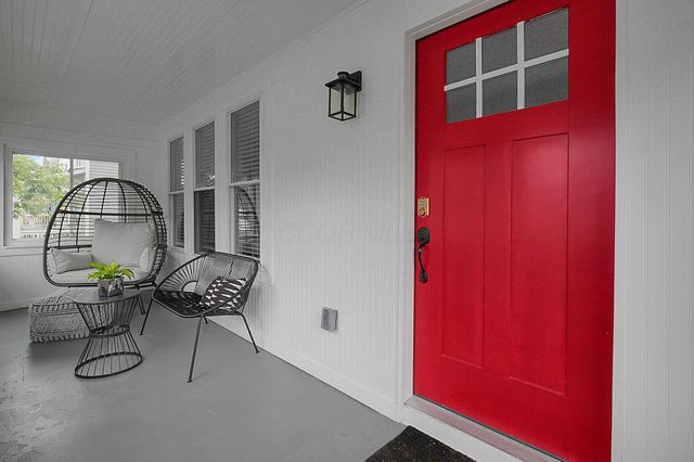 689 Stanley Avenue, Columbus, OH 43206