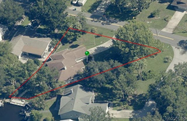11718 W Riverhaven Drive, Homosassa, FL 34448