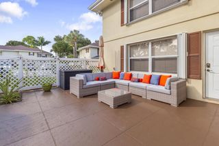18 Amherst Court D, Royal Palm Beach, FL 33411