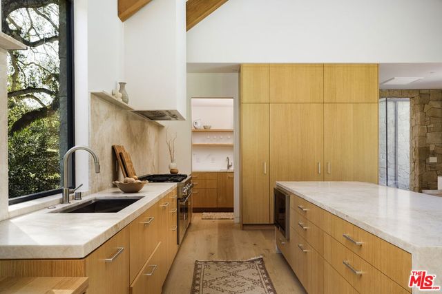 915 Camino Medio, Santa Barbara, CA 93110