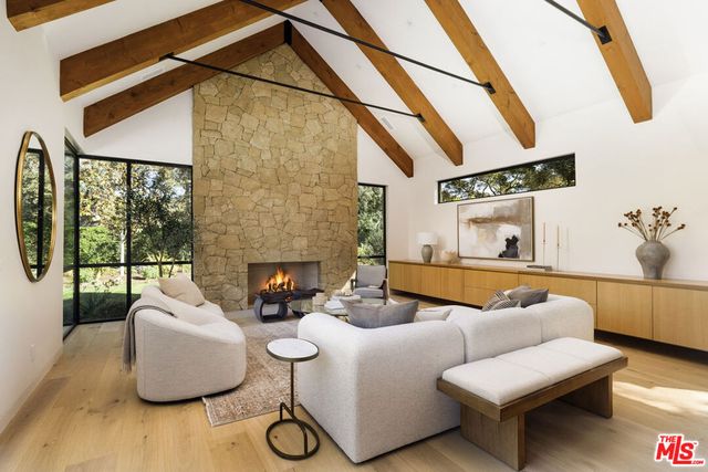 915 Camino Medio, Santa Barbara, CA 93110