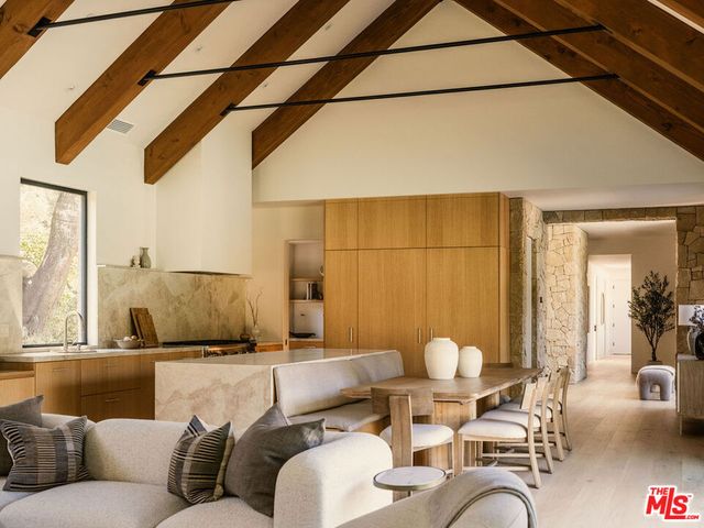 915 Camino Medio, Santa Barbara, CA 93110