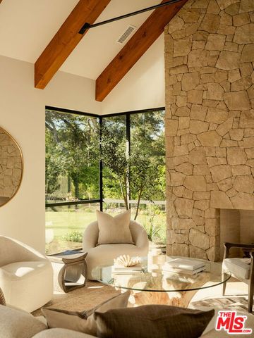 915 Camino Medio, Santa Barbara, CA 93110