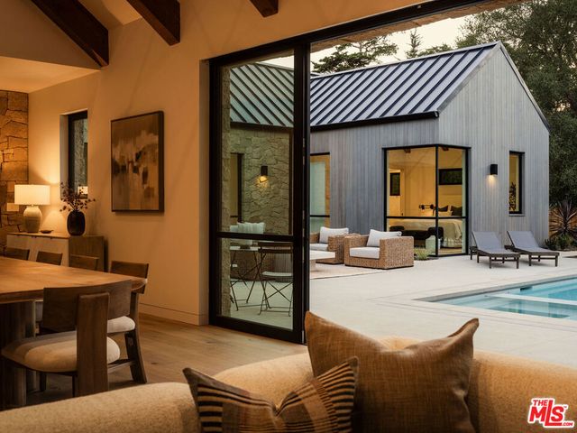 915 Camino Medio, Santa Barbara, CA 93110