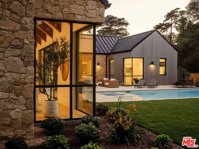 915 Camino Medio, Santa Barbara, CA 93110