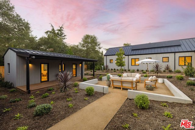 915 Camino Medio, Santa Barbara, CA 93110