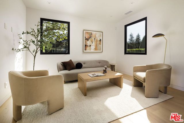 915 Camino Medio, Santa Barbara, CA 93110