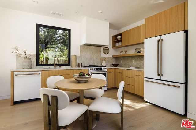 915 Camino Medio, Santa Barbara, CA 93110