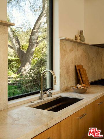 915 Camino Medio, Santa Barbara, CA 93110