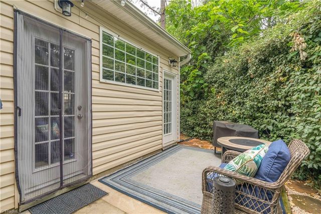 5076 Bartholomews Lane, Greensboro, NC 27407