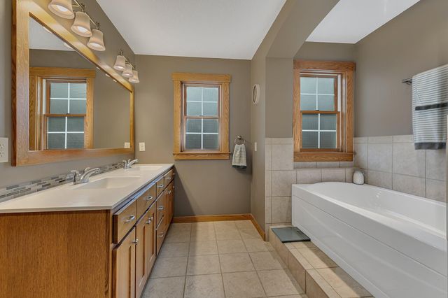 912 21st Avenue N, Sartell, MN 56377