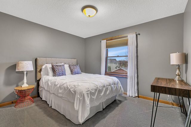 912 21st Avenue N, Sartell, MN 56377