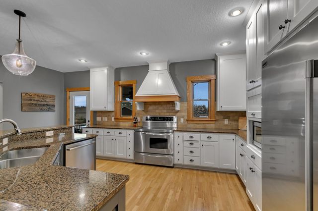 912 21st Avenue N, Sartell, MN 56377