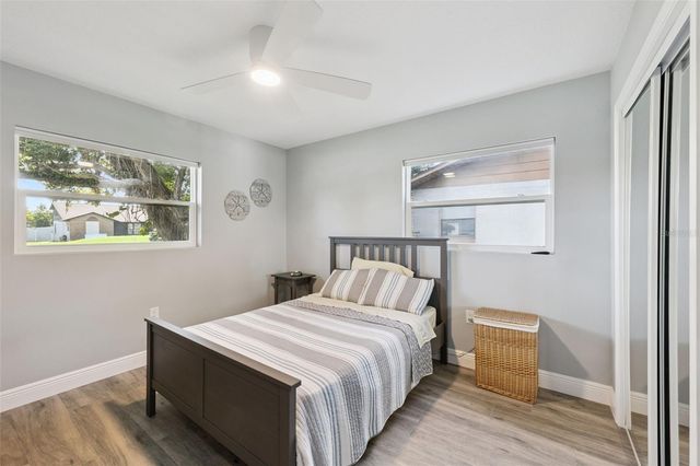 27821 LOIS DRIVE, Tavares, FL 32778