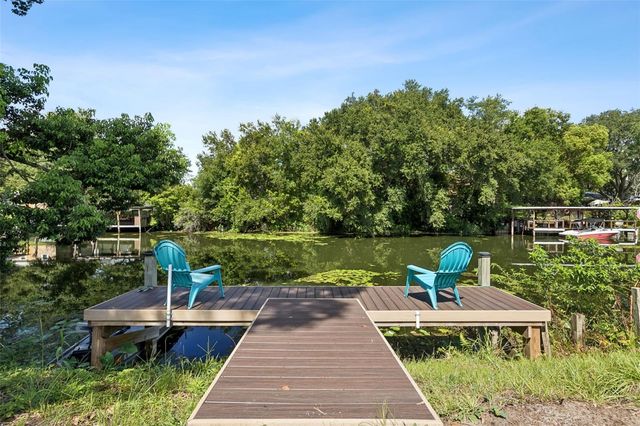 27821 LOIS DRIVE, Tavares, FL 32778