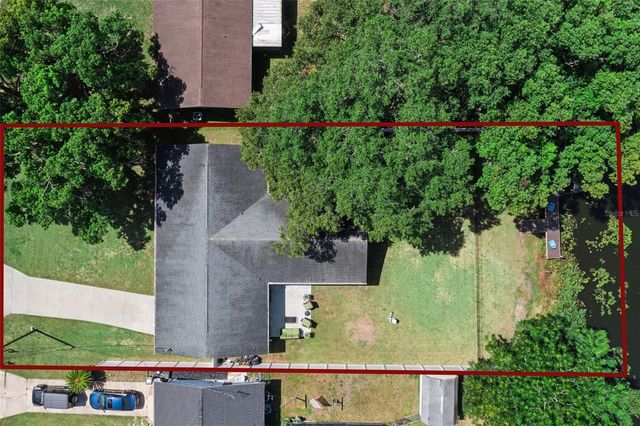 27821 LOIS DRIVE, Tavares, FL 32778